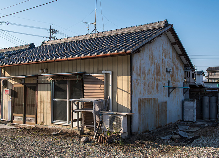 1.船橋市にお住まいのJ様が、「20年音信不通の相続人と連絡を取り、実家を売却した事例」